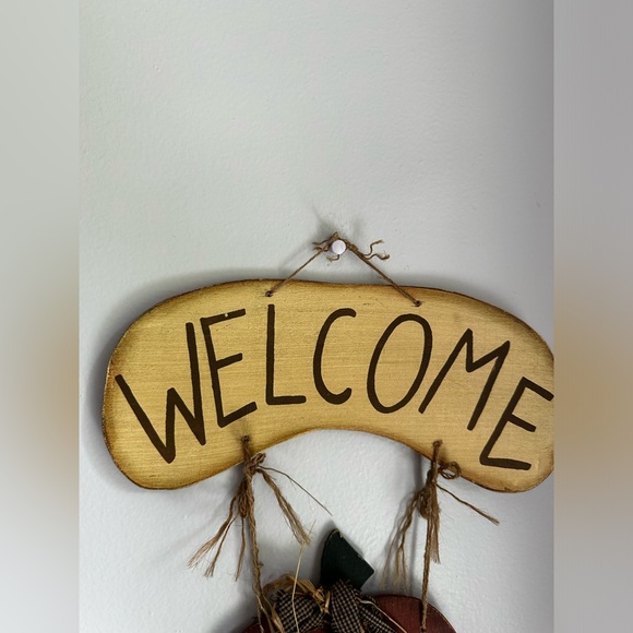 ‘Welcome’ Pumpkin Sign - Picture 6 of 6